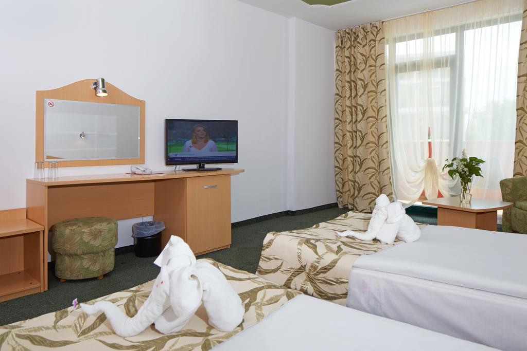 Mena Palace Hotel Sunny Beach Exterior foto