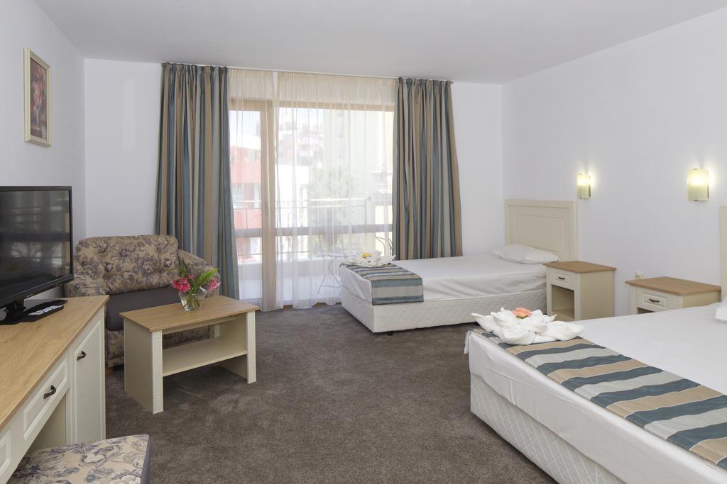 Mena Palace Hotel Sunny Beach Exterior foto
